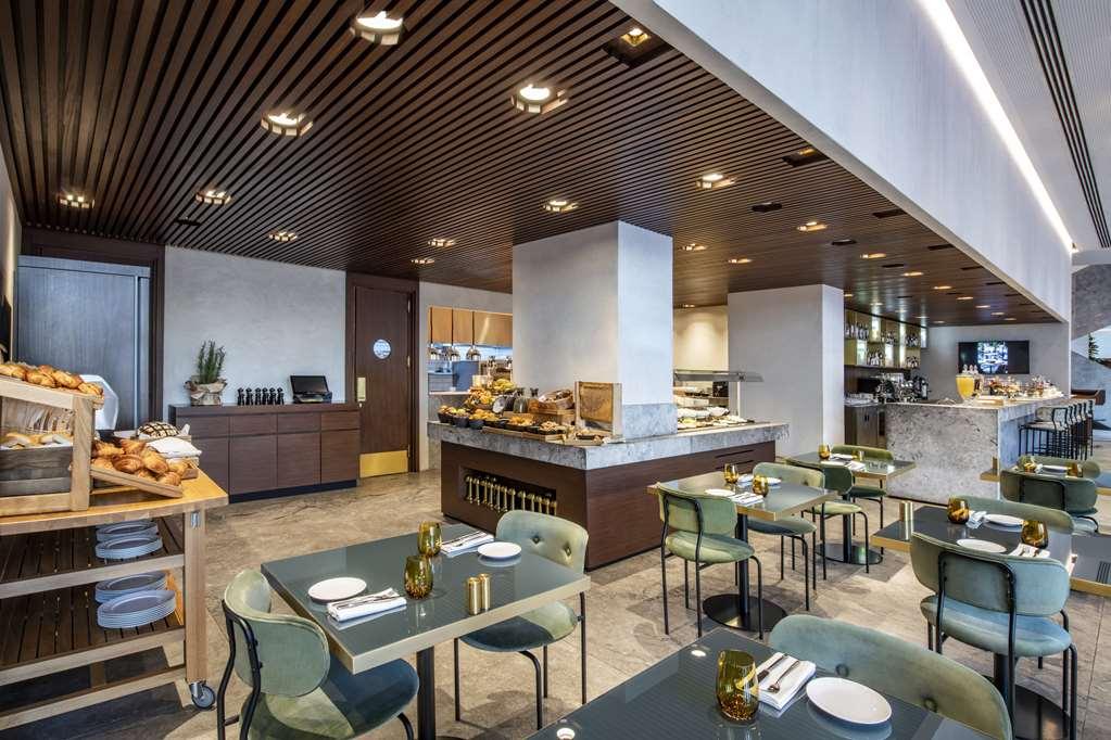 Hilton Garden Inn Tbilisi Chavchavadze Restauracja zdjęcie