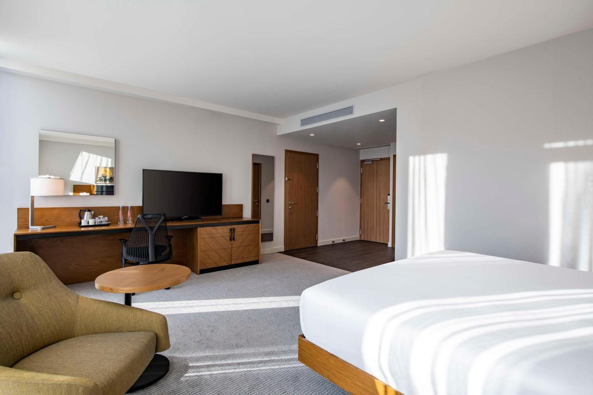 Hilton Garden Inn Tbilisi Chavchavadze Zewnętrze zdjęcie