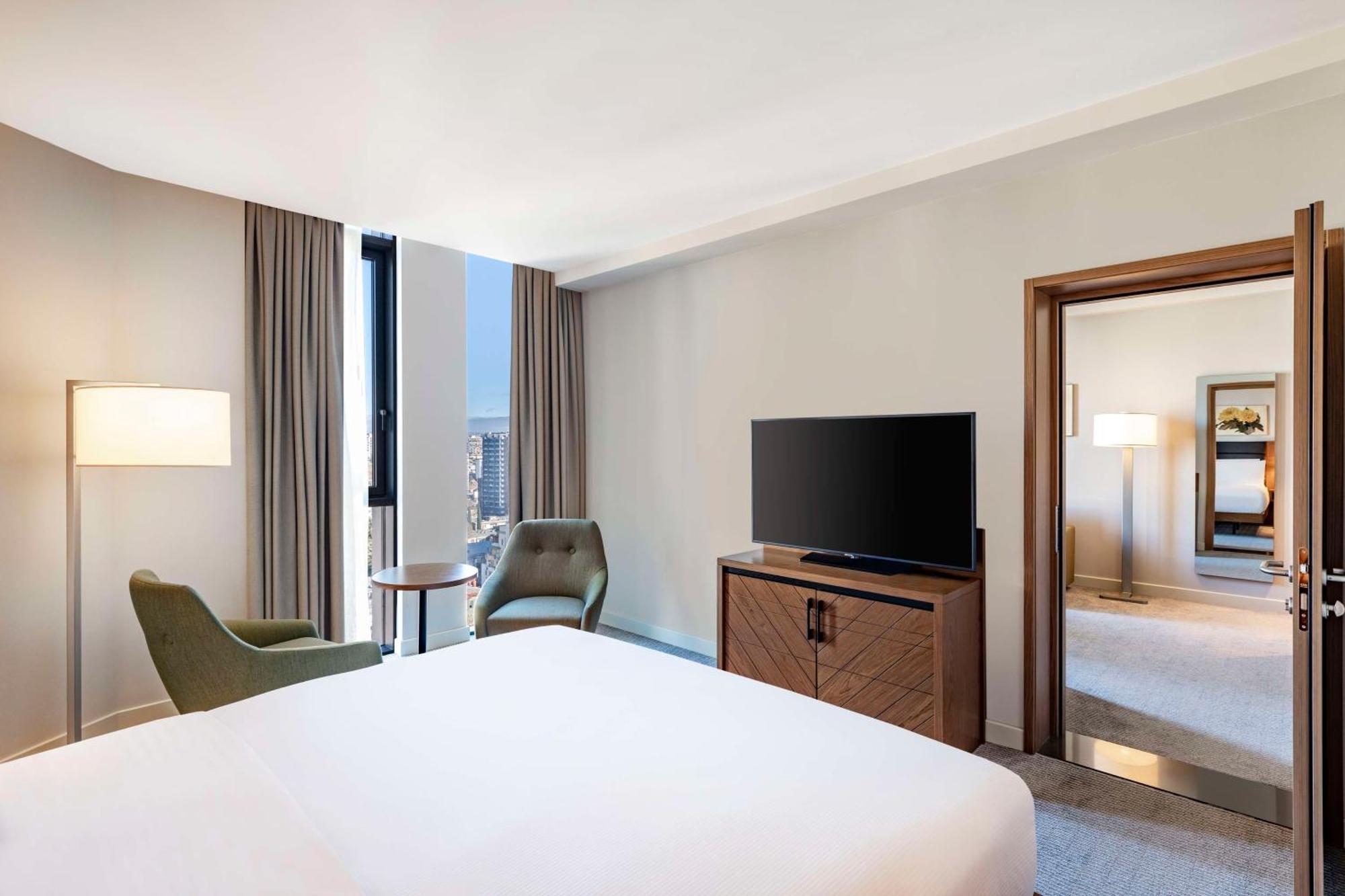 Hilton Garden Inn Tbilisi Chavchavadze Zewnętrze zdjęcie