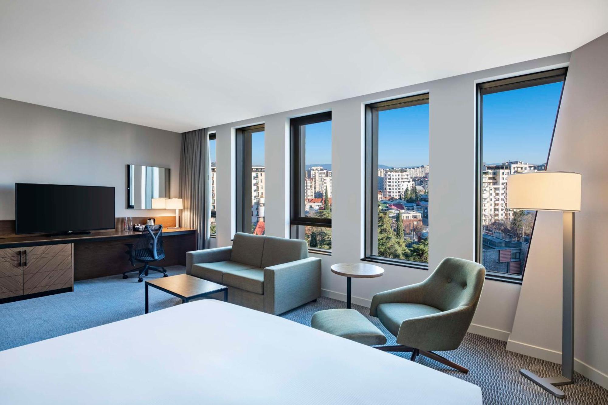 Hilton Garden Inn Tbilisi Chavchavadze Zewnętrze zdjęcie