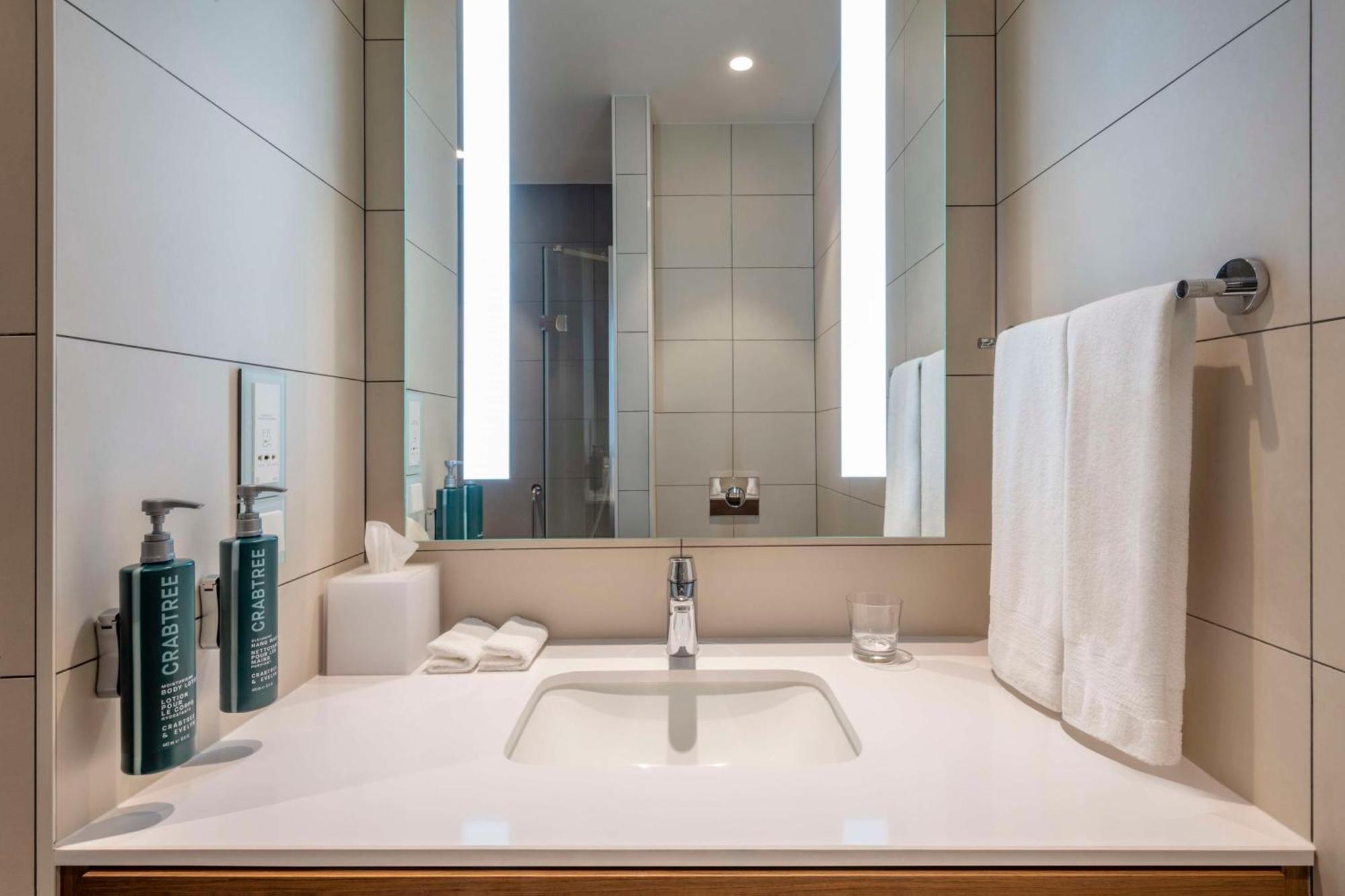 Hilton Garden Inn Tbilisi Chavchavadze Zewnętrze zdjęcie