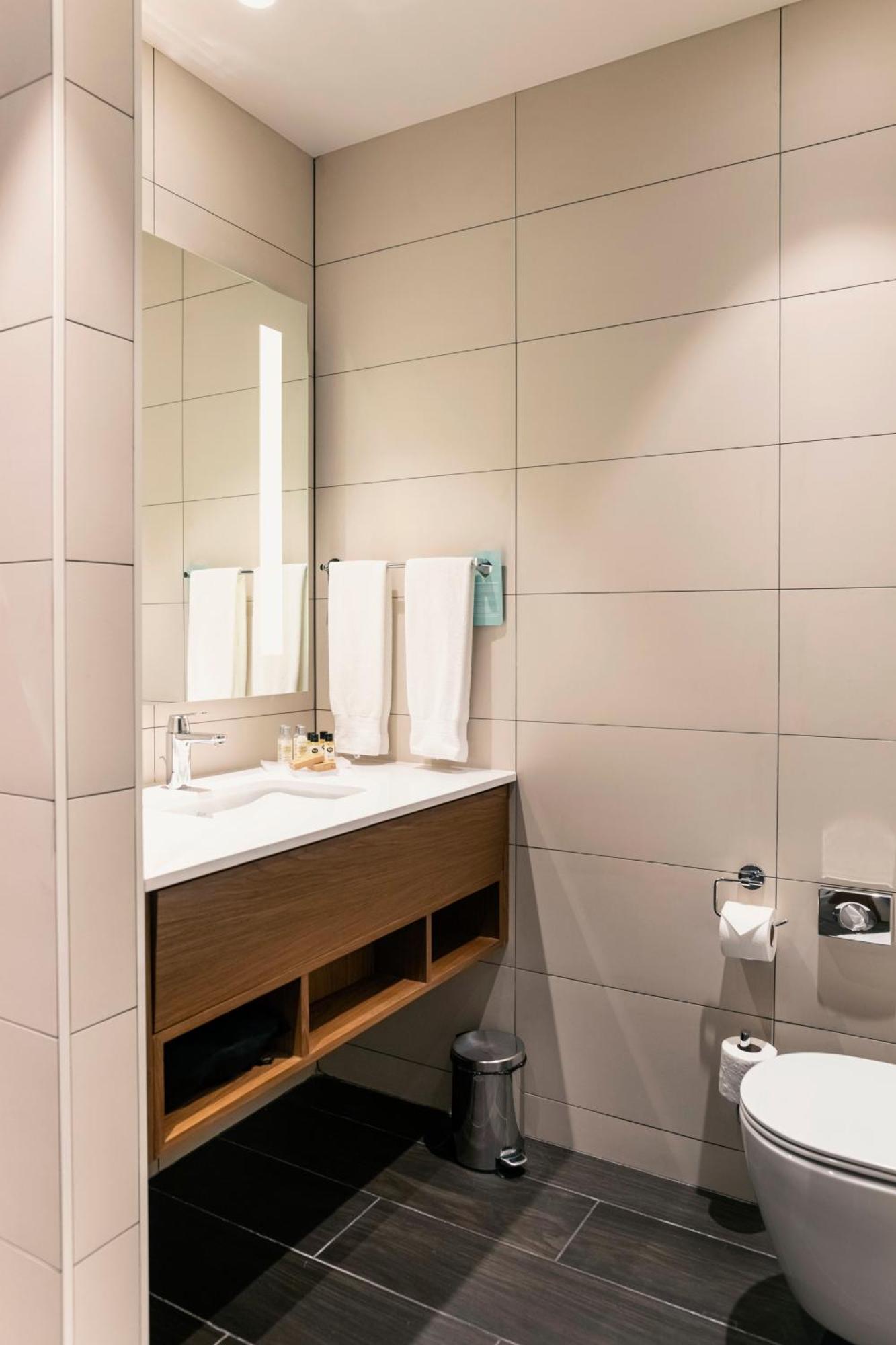Hilton Garden Inn Tbilisi Chavchavadze Zewnętrze zdjęcie