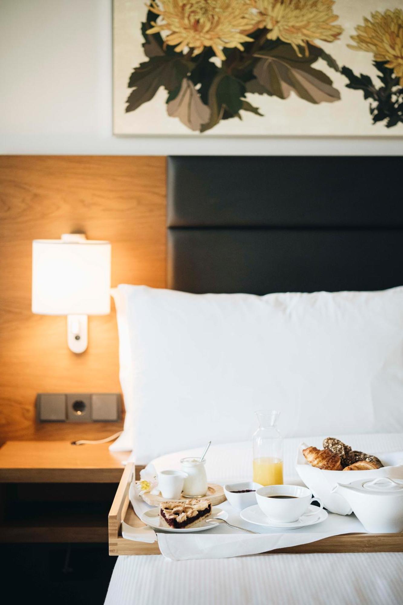 Hilton Garden Inn Tbilisi Chavchavadze Zewnętrze zdjęcie