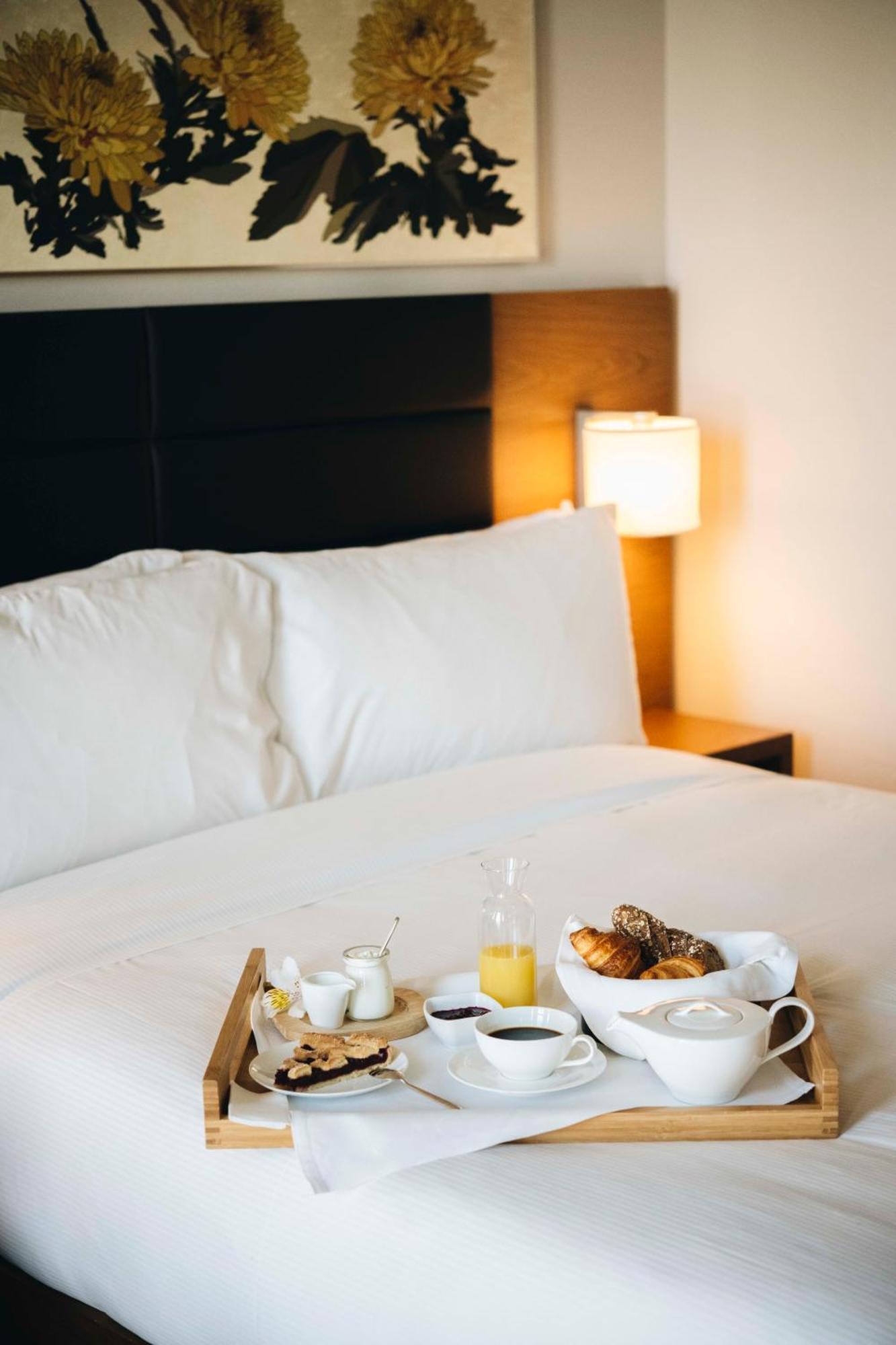 Hilton Garden Inn Tbilisi Chavchavadze Zewnętrze zdjęcie