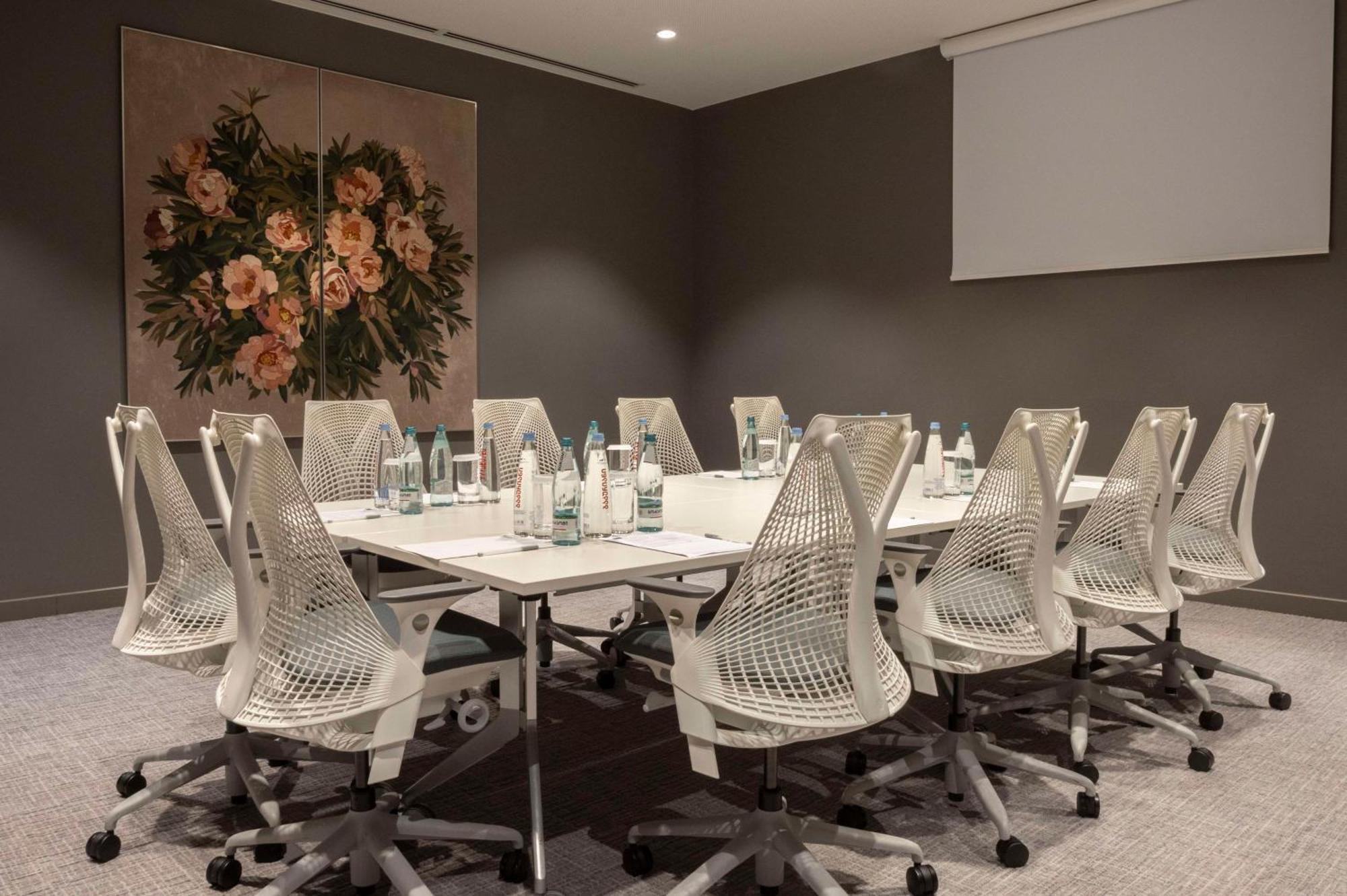 Hilton Garden Inn Tbilisi Chavchavadze Zewnętrze zdjęcie